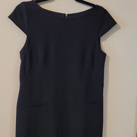 Vince Camuto dress 👗  Size 4 - Picture 1 of 5
